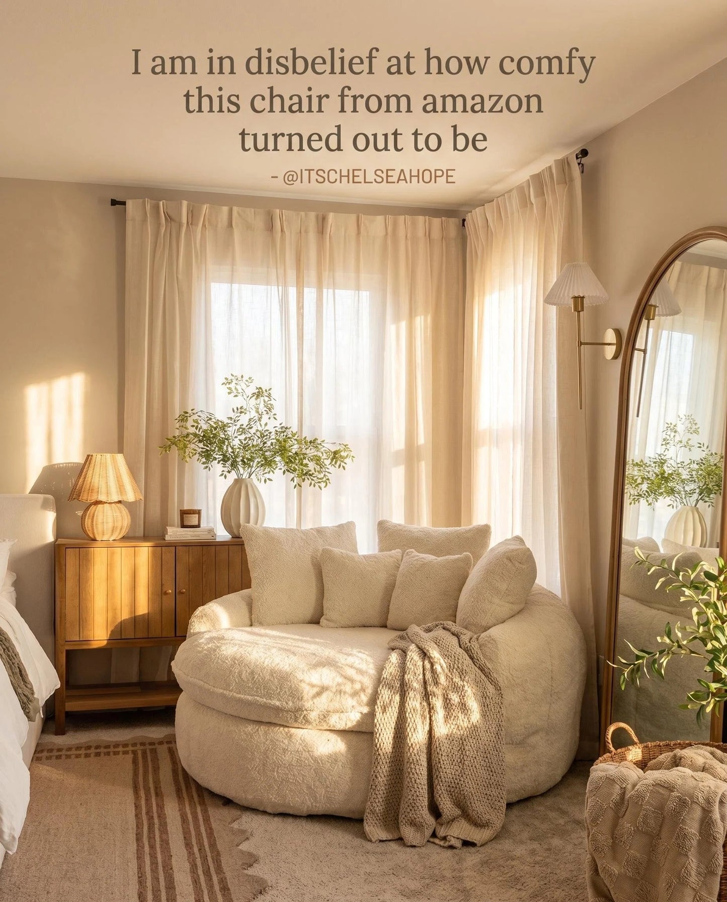 Oversized Boucle Swivel Accent Chair, Cozy Round Cuddle Chair with Plush Cushion for Living Room & Bedroom